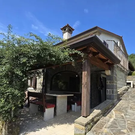 Stone House Apartment, Olive Grove & Valley View, Istria *