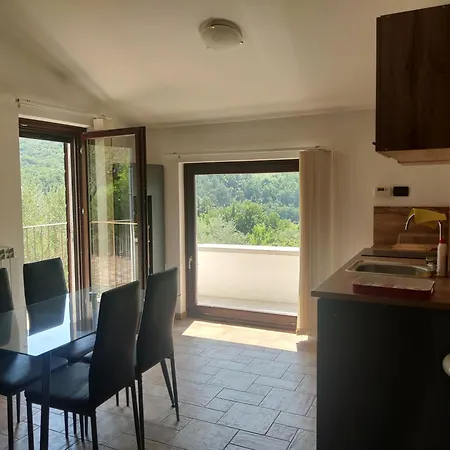 Stone House Apartment, Olive Grove & Valley View, Istria Smarje (Koper)